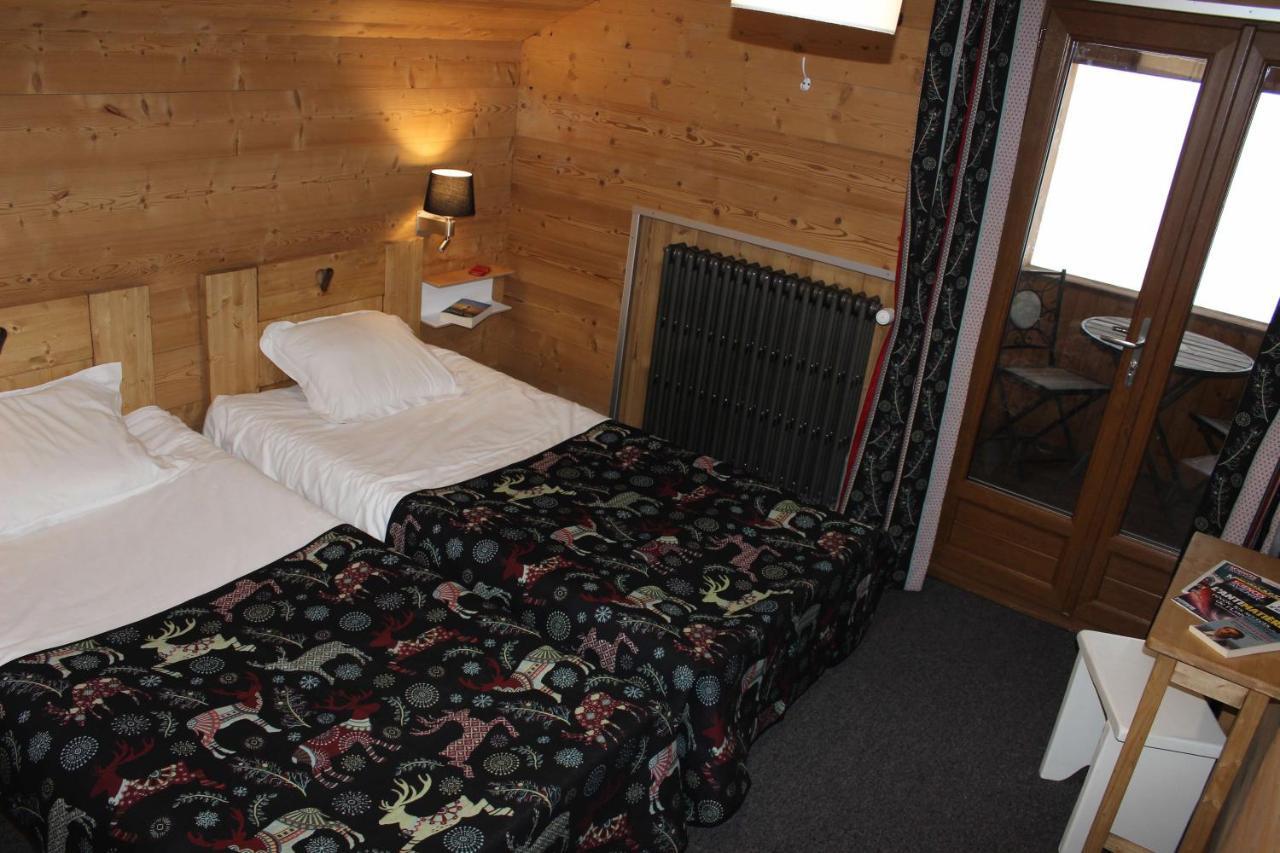 Hotel Restaurant U'Fredy La Clusaz Exteriör bild